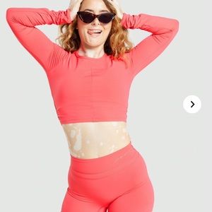 NWT Gymshark x Whitney Simmons cropped long sleeve